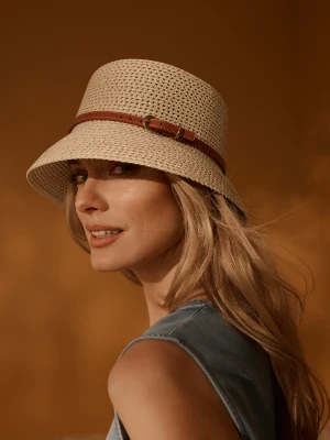 Słomkowy kapelusz bucket hat z ozdobnym paskiem TARANKO