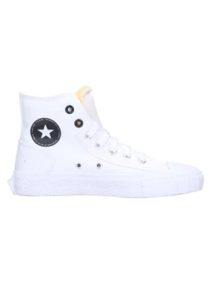 Sneaker inspirowany kosmosem Converse