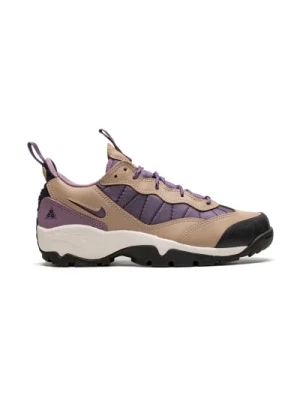 Sneakersy ACG w kolorze Hemp/Canyon Purple Nike