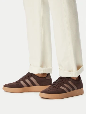 Sneakersy adidas Barreda KK2282 Brązowy