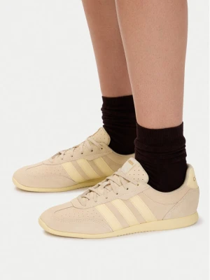 Sneakersy adidas Barreda Lo Shoes KJ4747 Beżowy jasny