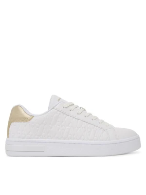 Sneakersy Armani Exchange XDX165 XV891 T782 Biały