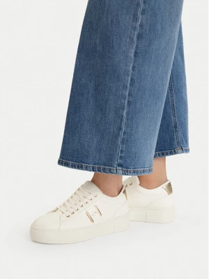 Sneakersy Armani Exchange XW002224 AF21429 MZ128 Biały