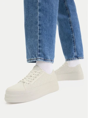 Sneakersy Armani Exchange XW002786 AF23055 M0107 Biały