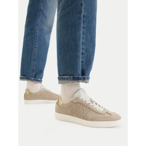 Sneakersy Armani Exchange XW002791 AF23058 MZ285 Beżowy