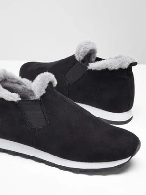 Sneakersy wsuwane z ociepleniem bonprix