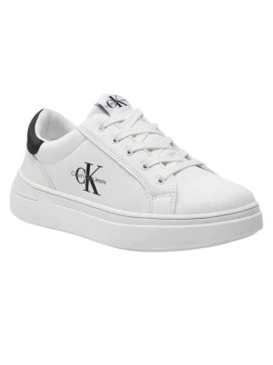 
Sneakersy Calvin Klein Jeans V3X9 80876 1355 X002 biały
 
calvin klein
