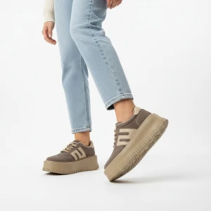 Sneakersy damskie Filippo, cholewka z naturalnej skóry zamszowej z naszywanymi panelami i klasycznym sznurowaniem z wyraźnymi przeszyciami, masywna p