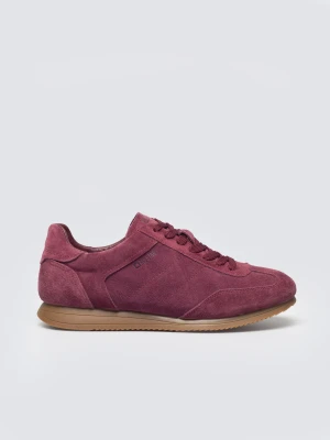 Sneakersy damskie ze skóry naturalnej zamszowej bordowe TT274227 604 BIG STAR