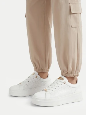 Sneakersy Guess CEO-AVO-357-018-1 Biały