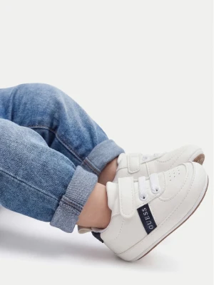 Sneakersy Guess CEO-CM250815-1 Biały