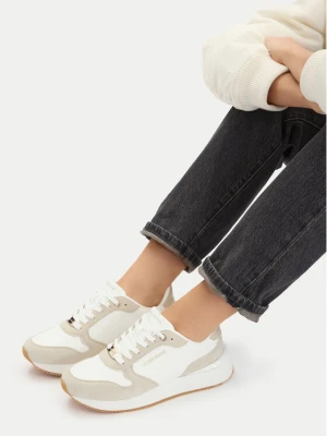 Sneakersy Guess Jeans CWBEO-K250087 Biały