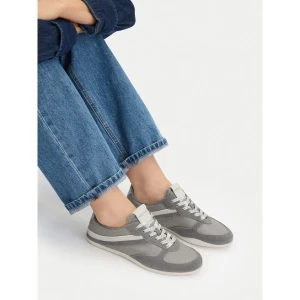 Sneakersy Guess Jeans EO-GJ2128 Szary