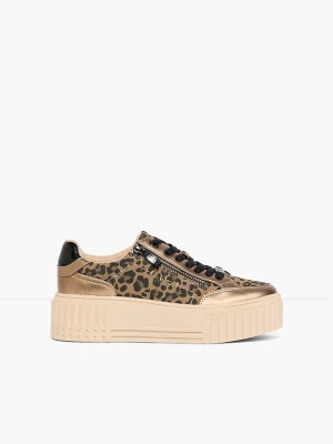 Sneakersy marki Marco Tozzi w panterkę BonPrix złoty