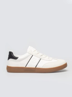 Sneakersy męskie z czarnymi akcentami białe TT174128 101 BIG STAR