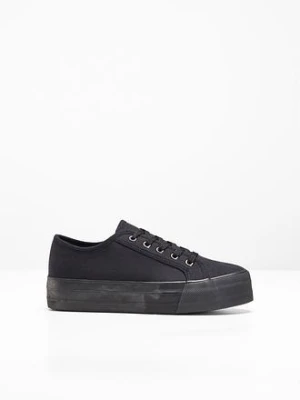 Sneakersy na platformie z bawełnianego płótna BonPrix czarny