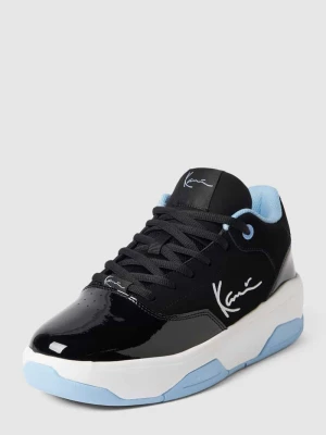 Sneakersy na platformie z detalami z logo Karl Kani