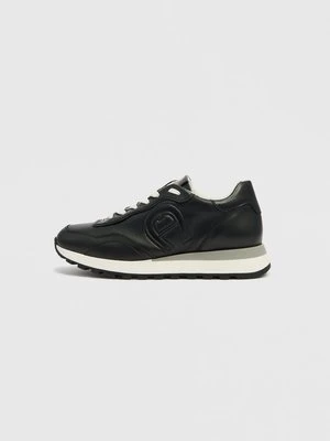 Sneakersy niskie aigner