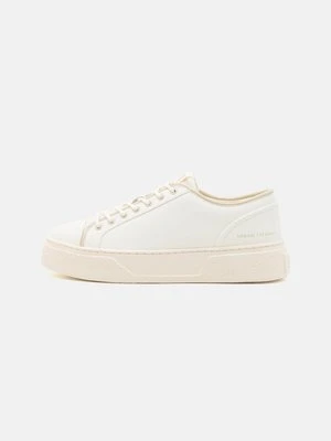 Zdjęcie produktu Sneakersy niskie Armani Exchange
