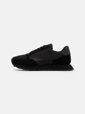 Zdjęcie produktu Sneakersy niskie Armani Exchange