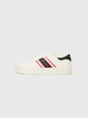 Sneakersy niskie Armani Exchange mleczny