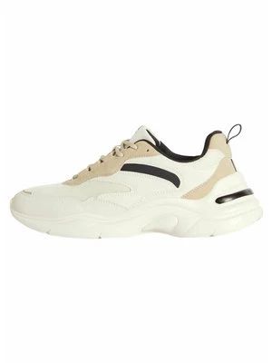 Sneakersy niskie Bershka