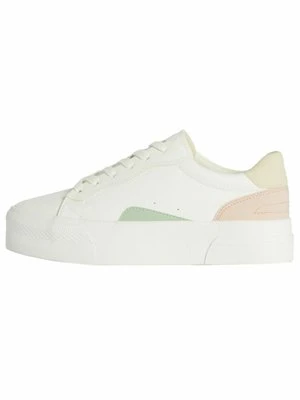 Sneakersy niskie Bershka