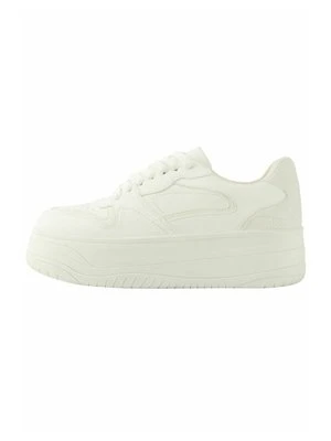 Sneakersy niskie Bershka