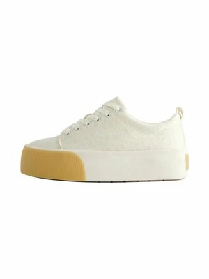 Sneakersy niskie Bershka