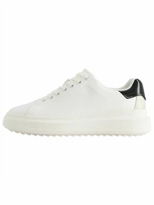 Sneakersy niskie Bershka