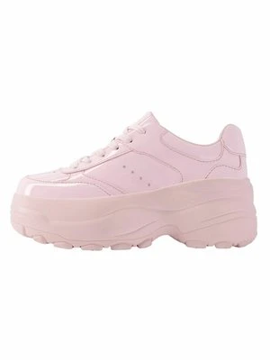 Sneakersy niskie Bershka