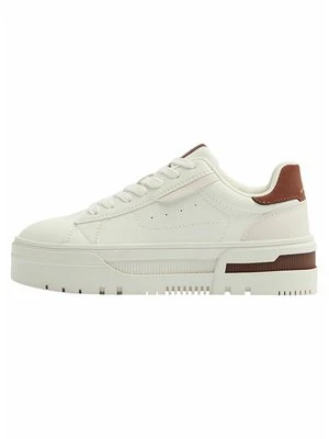 Zdjęcie produktu Sneakersy niskie Bershka