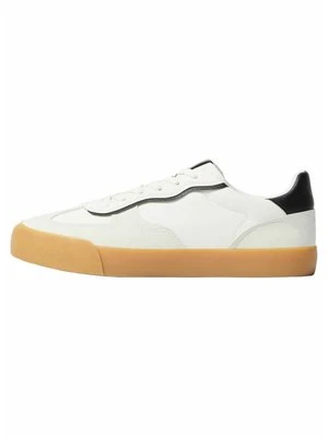 Zdjęcie produktu Sneakersy niskie Bershka