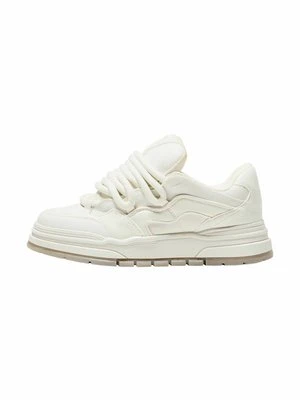 Zdjęcie produktu Sneakersy niskie Bershka