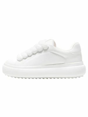 Sneakersy niskie Bershka biały