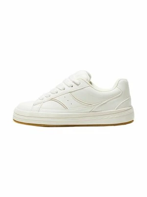Sneakersy niskie Bershka