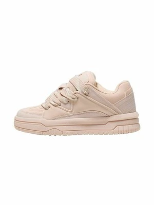 Zdjęcie produktu Sneakersy niskie Bershka