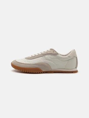 Sneakersy niskie Boss