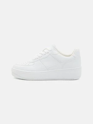 Sneakersy niskie Call it Spring