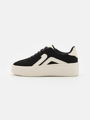 Sneakersy niskie Call it Spring