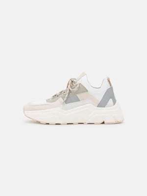 Sneakersy niskie Call it Spring