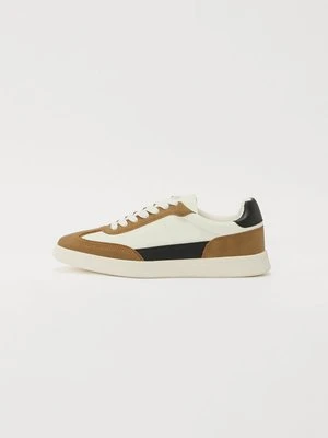 Sneakersy niskie Call it Spring