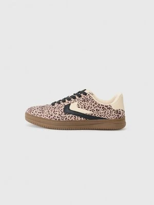 Sneakersy niskie Call it Spring