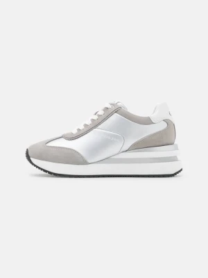 Sneakersy niskie Calvin Klein Jeans srebrny