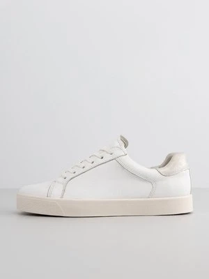 Zdjęcie produktu Sneakersy niskie Caprice