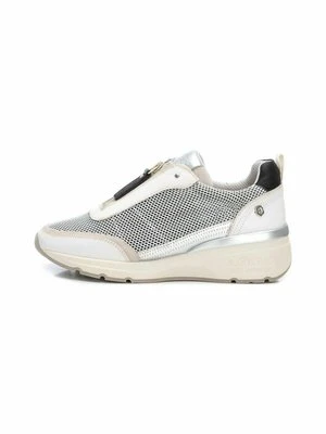 Sneakersy niskie Carmela biały