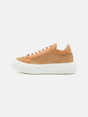 Sneakersy niskie Casadei