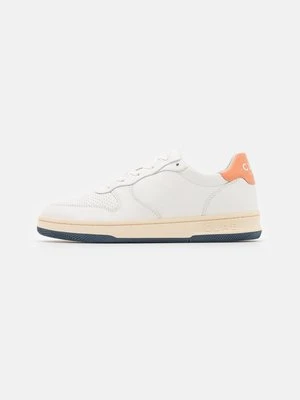 Sneakersy niskie Clae