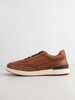 Sneakersy niskie Clarks