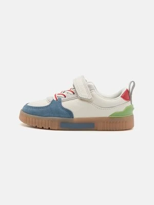 Sneakersy niskie Clarks